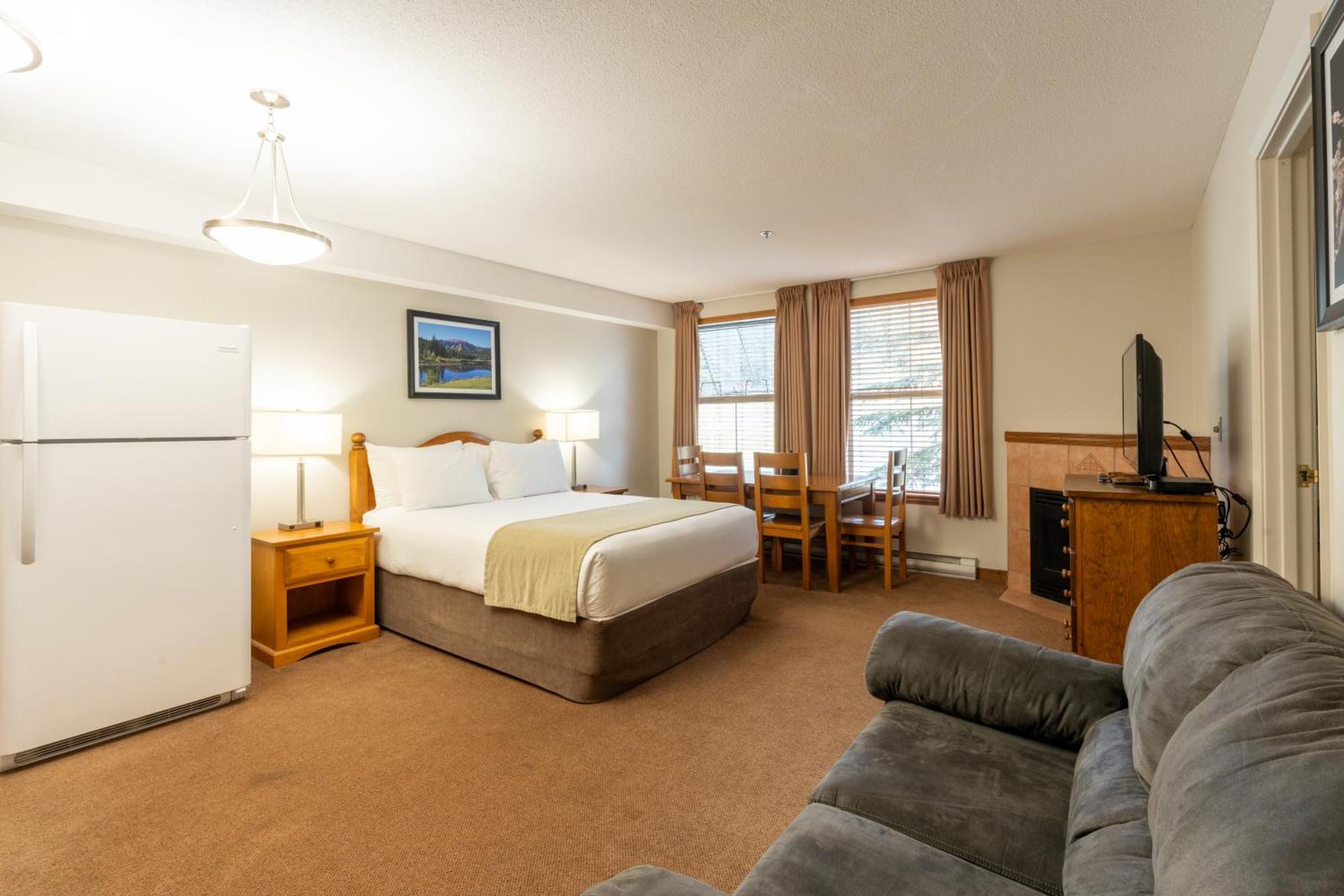 Sundance Lodge Sun Peaks Luaran gambar