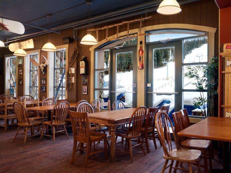 Sundance Lodge Sun Peaks Luaran gambar